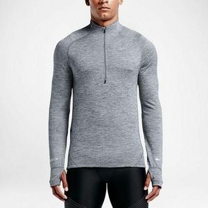 Nike Mens L Sphere Element Lightweight Shirt